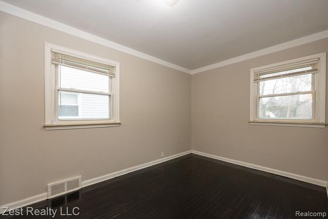 18771 Woodland Street, Harper Woods, MI 48225