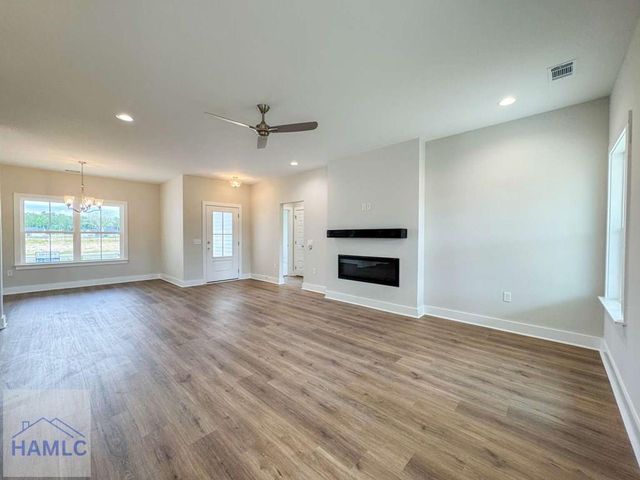 63 Carver Way, Midway, GA 31320