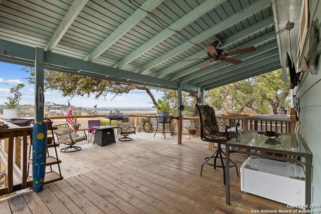 201 Private Road 1524, Bandera, TX 78003