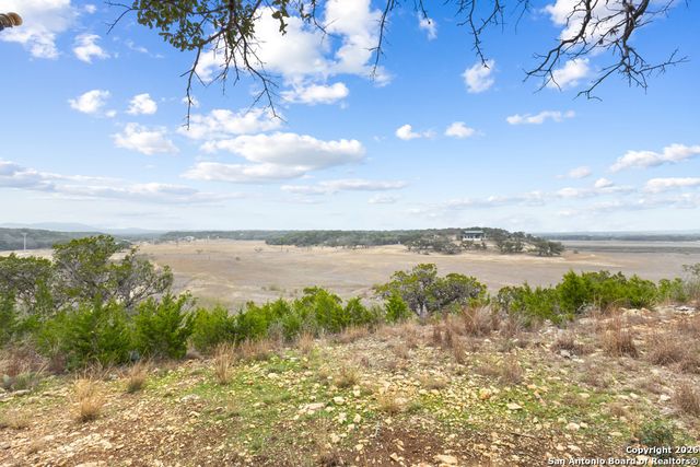 201 Private Road 1524, Bandera, TX 78003
