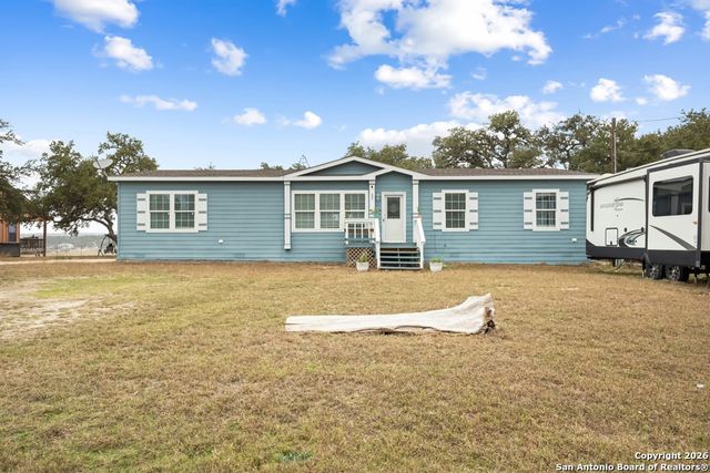 201 Private Road 1524, Bandera, TX 78003