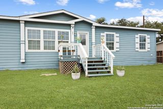 201 Private Road 1524, Bandera, TX 78003