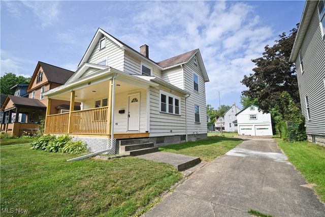 120 S Whitney Avenue, Youngstown, OH 44509