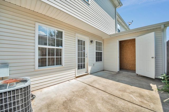 2505 Comanche Way, Murfreesboro, TN 37128