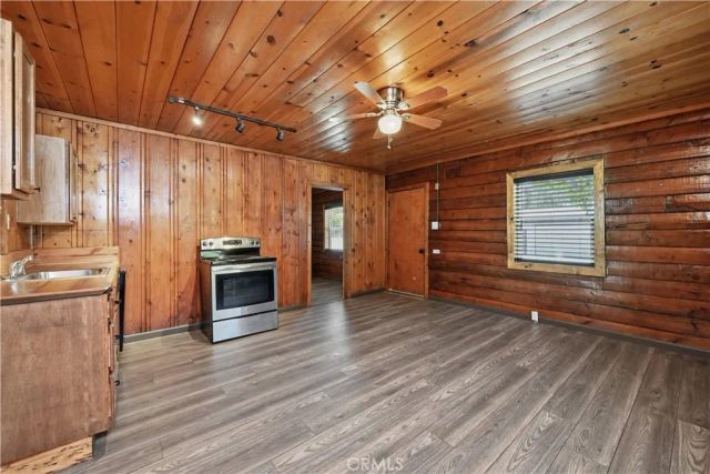 14420 Pearl Avenue, Clearlake, CA 95422