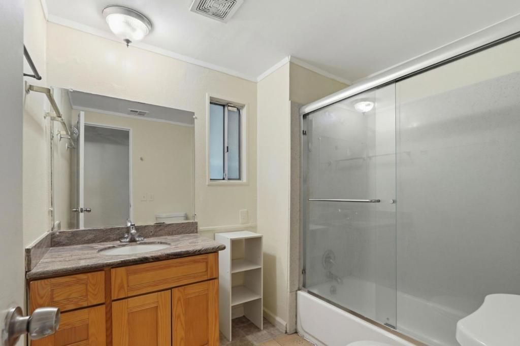 Image 27 of property listing at 900 Golden Wheel Park Drive, San Jose, CA 95112