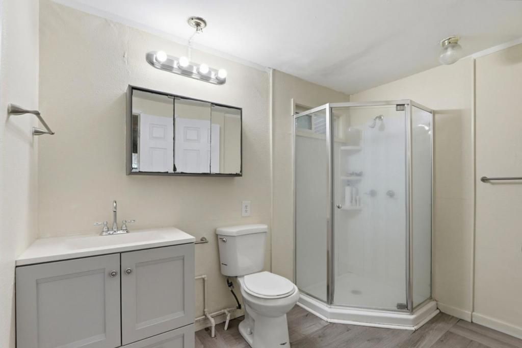 Image 28 of property listing at 900 Golden Wheel Park Drive, San Jose, CA 95112