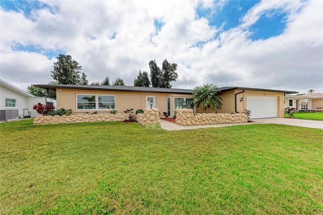 21 S GOLFVIEW ROAD, Rotonda West, FL 33947