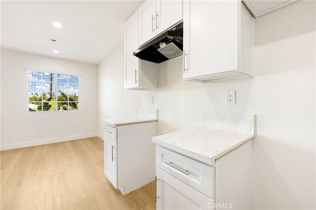 262 W Valencia F, Burbank, CA 91502