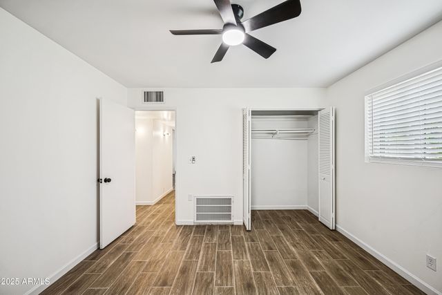 1728 W BENTLEY Street, Mesa, AZ 85201