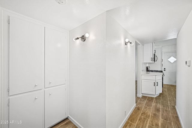 1728 W BENTLEY Street, Mesa, AZ 85201