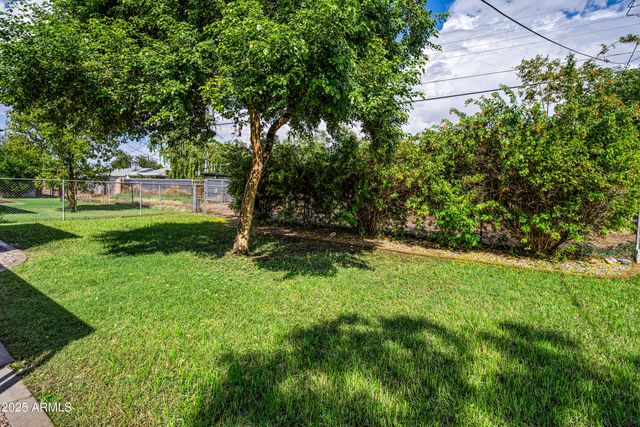 1728 W BENTLEY Street, Mesa, AZ 85201