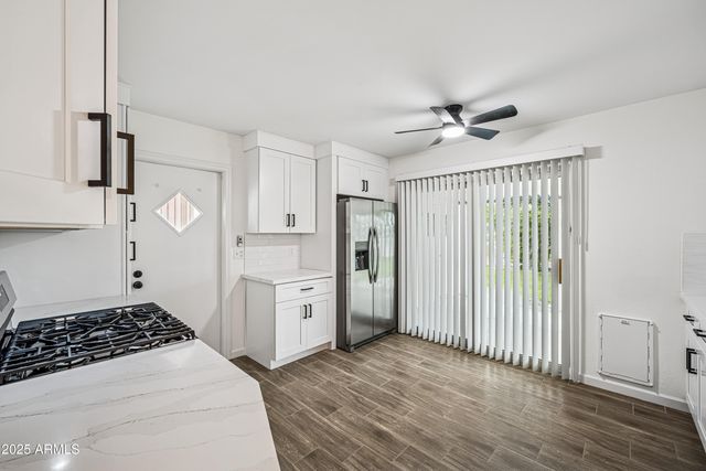 1728 W BENTLEY Street, Mesa, AZ 85201