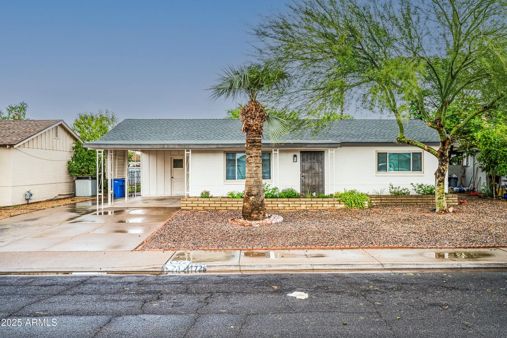 1728 W BENTLEY Street, Mesa, AZ 85201