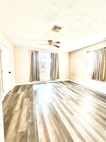 1205 Bank Drive, Houston, TX 77547