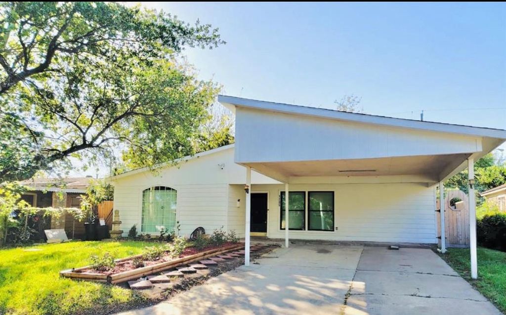 1205 Bank Drive, Houston, TX 77547