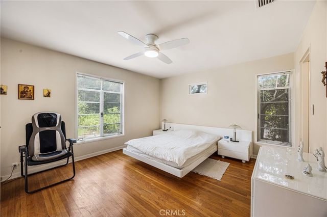 366 El Encanto Dr, Pasadena, CA 91107