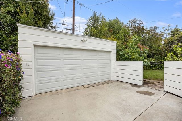 366 El Encanto Dr, Pasadena, CA 91107