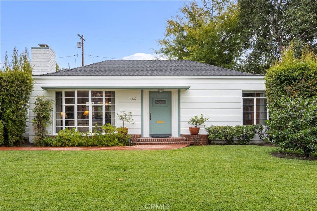 366 El Encanto Dr, Pasadena, CA 91107