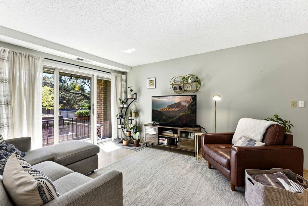 6305 Colony Way 2B, Edina, MN 55435 — photo 2