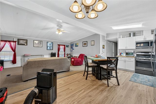 8 Comfort Way, Coventry, RI 02816