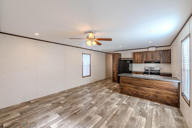 300 Moon Street SE 14, Albuquerque, NM 87123