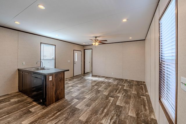 300 Moon Street SE 14, Albuquerque, NM 87123