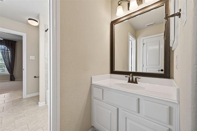 22 N Arrow Canyon Circle, Spring, TX 77389