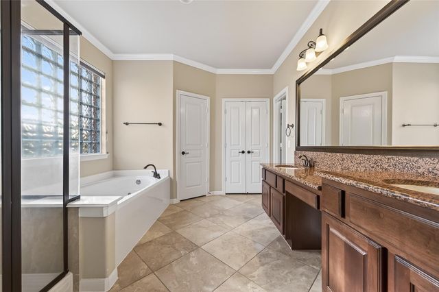 22 N Arrow Canyon Circle, Spring, TX 77389