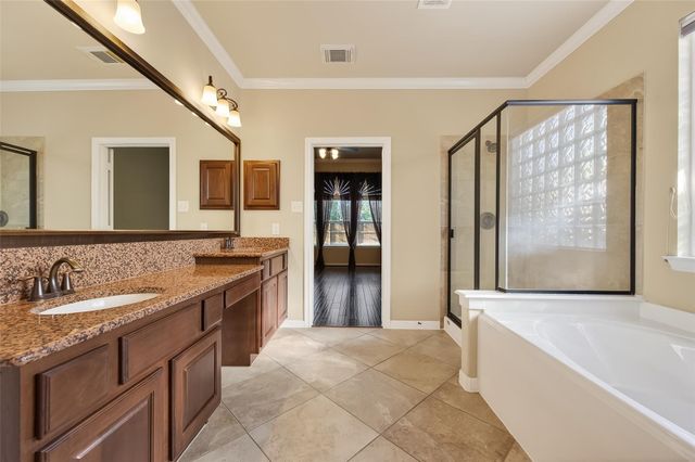 22 N Arrow Canyon Circle, Spring, TX 77389