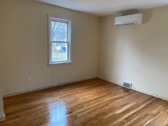 32 Meadow Road, Northborough, MA 01532