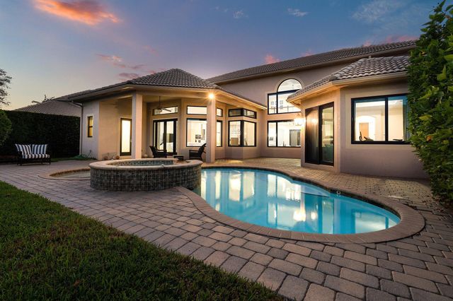 15620 Glencrest Avenue, Delray Beach, FL 33446