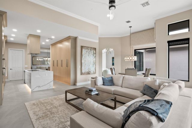 15620 Glencrest Avenue, Delray Beach, FL 33446