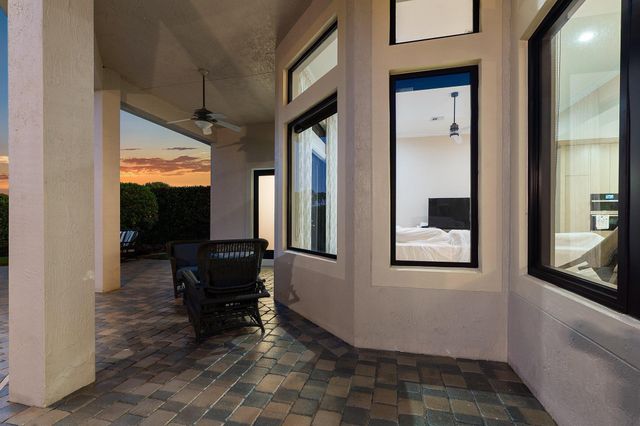 15620 Glencrest Avenue, Delray Beach, FL 33446