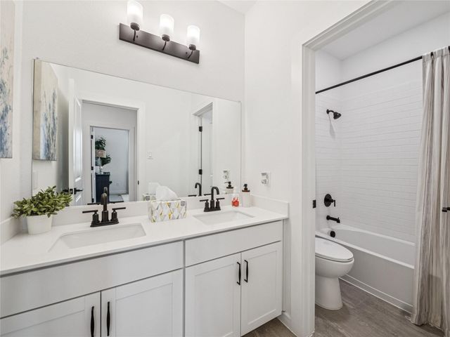 12318 Old Fashion Circle, Mont Belvieu, TX 77535