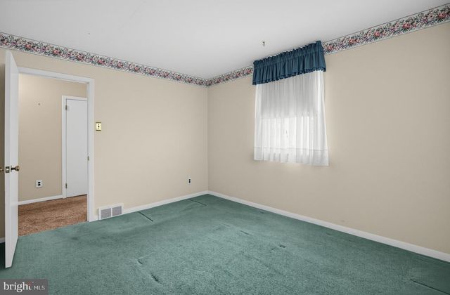 245 TALBOT DR, Broomall, PA 19008
