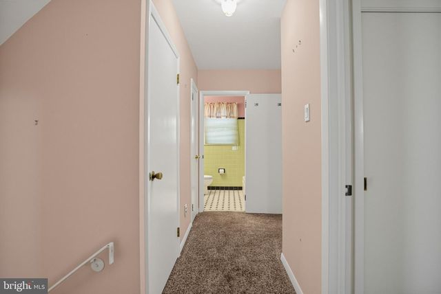 245 TALBOT DR, Broomall, PA 19008