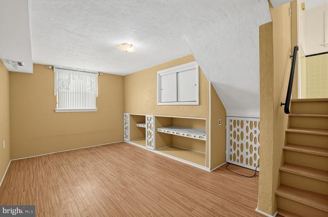 245 TALBOT DR, Broomall, PA 19008