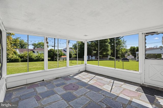 245 TALBOT DR, Broomall, PA 19008