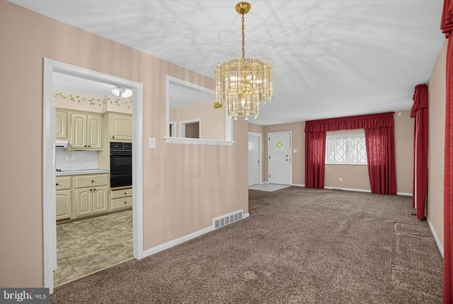 245 TALBOT DR, Broomall, PA 19008