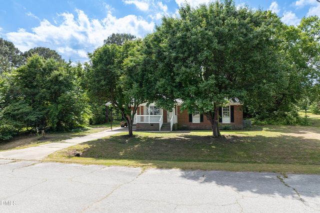 10452 Village Heights, Whitakers, NC 27891