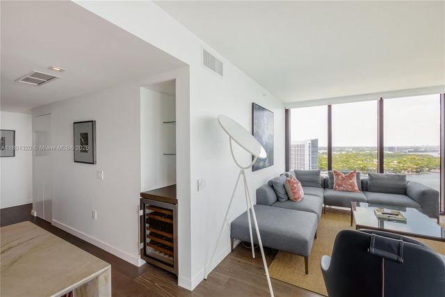 3131 NE 7th Ave 3606, Miami, FL 33137