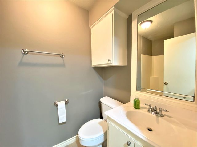 12303 Longfellow Drive, Montgomery, TX 77356