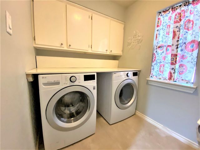 12303 Longfellow Drive, Montgomery, TX 77356