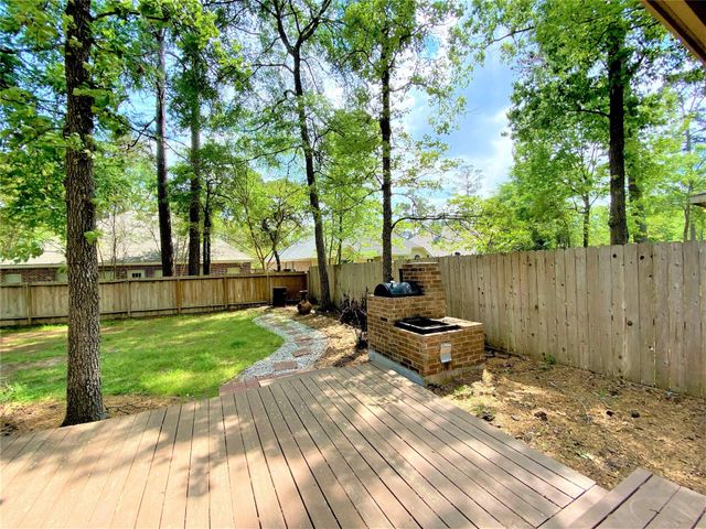12303 Longfellow Drive, Montgomery, TX 77356