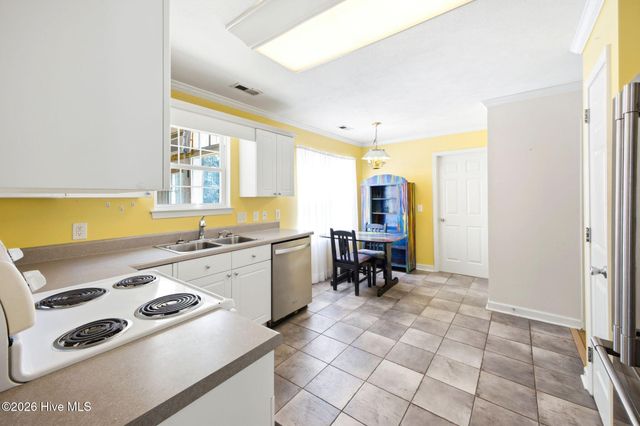 141 Crystal Road, Southport, NC 28461