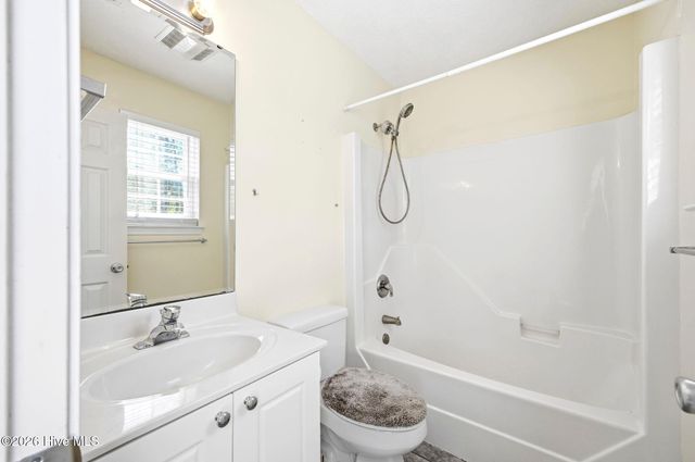 141 Crystal Road, Southport, NC 28461