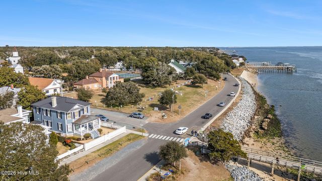 141 Crystal Road, Southport, NC 28461