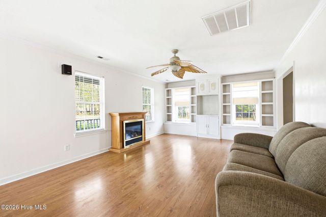 141 Crystal Road, Southport, NC 28461