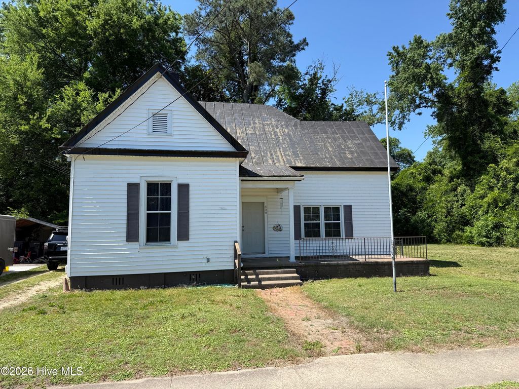 608 E Mulberry Street, Goldsboro, NC 27530